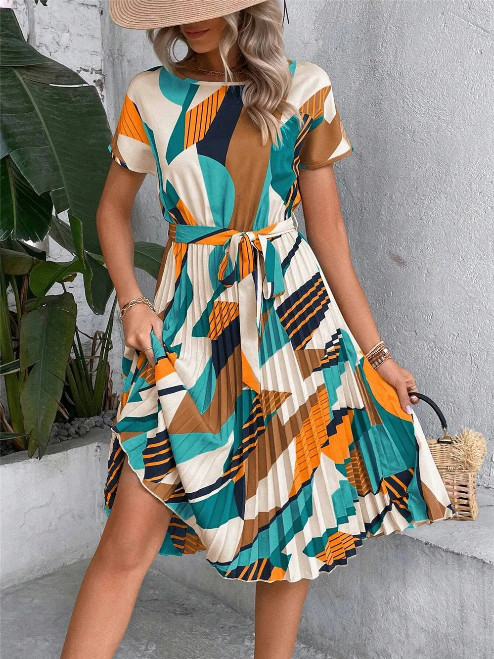 Vestido Estampado com Gola Redonda - Loja Luniva