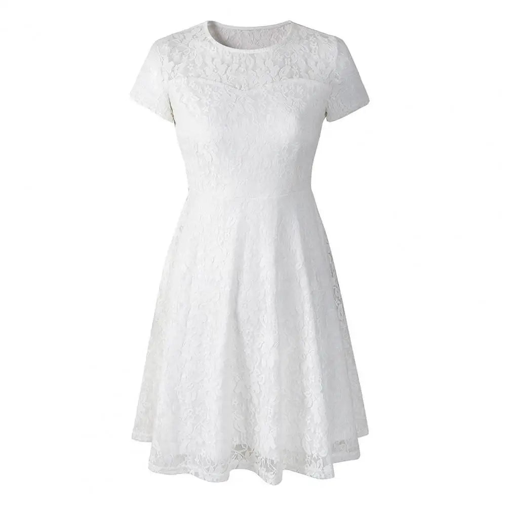 Vestido Curto Bordado com Flores de Renda - Loja Luniva