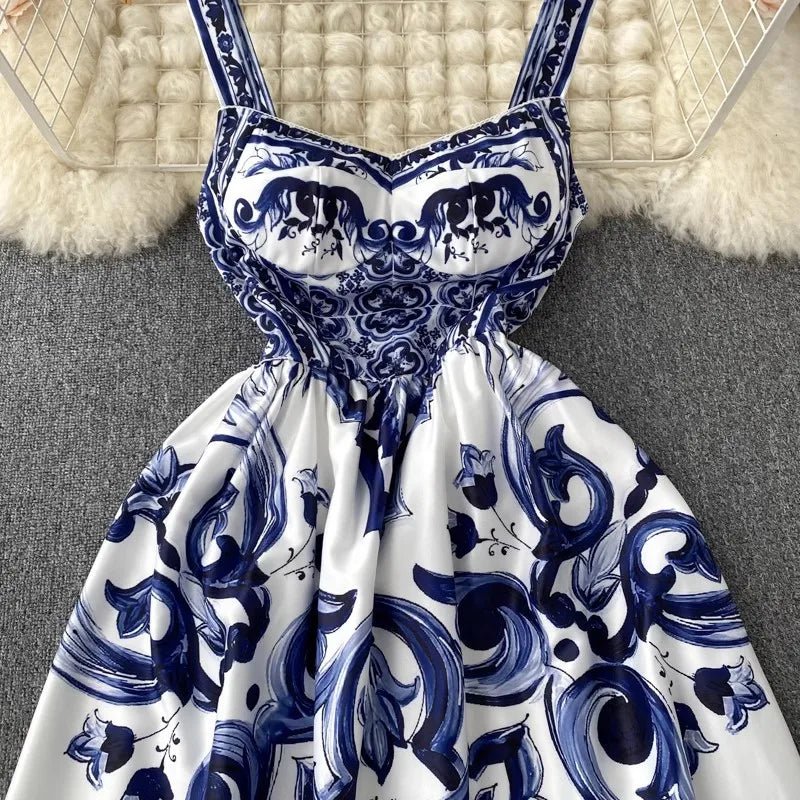 Vestido Feminino com Alça Spaghetti Fabienne - Loja Luniva