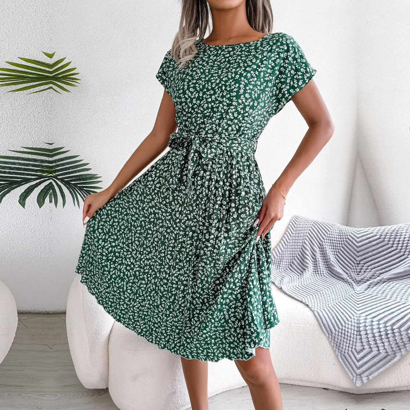 Vestido Floral Plissado - Loja Luniva