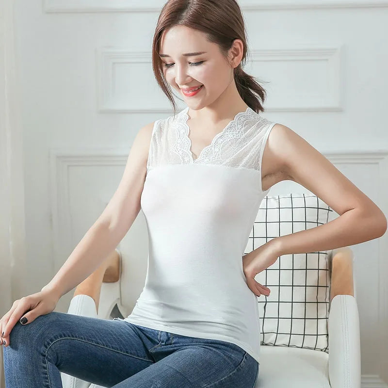 Blusa Feminina com Detalhes em Renda Quedma - Loja Luniva
