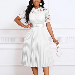 Vestido com Retalhos em Renda Bellamore - Loja Luniva