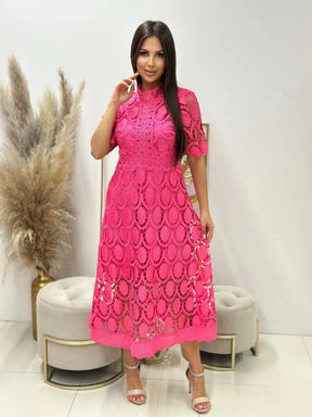 Vestido de Renda Francesa com Gola Alta - Loja Luniva
