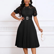 Vestido com Retalhos em Renda Bellamore - Loja Luniva