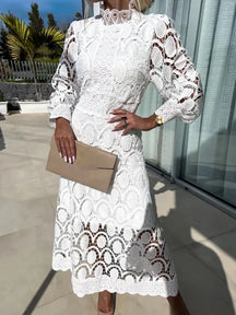 Vestido de Renda Francesa com Gola Alta - Loja Luniva