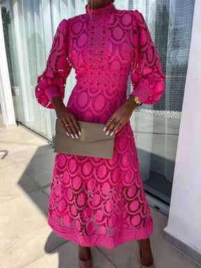 Vestido de Renda Francesa com Gola Alta - Loja Luniva