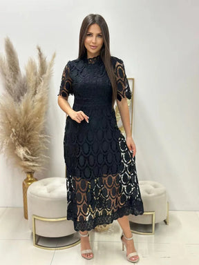 Vestido de Renda Francesa com Gola Alta - Loja Luniva