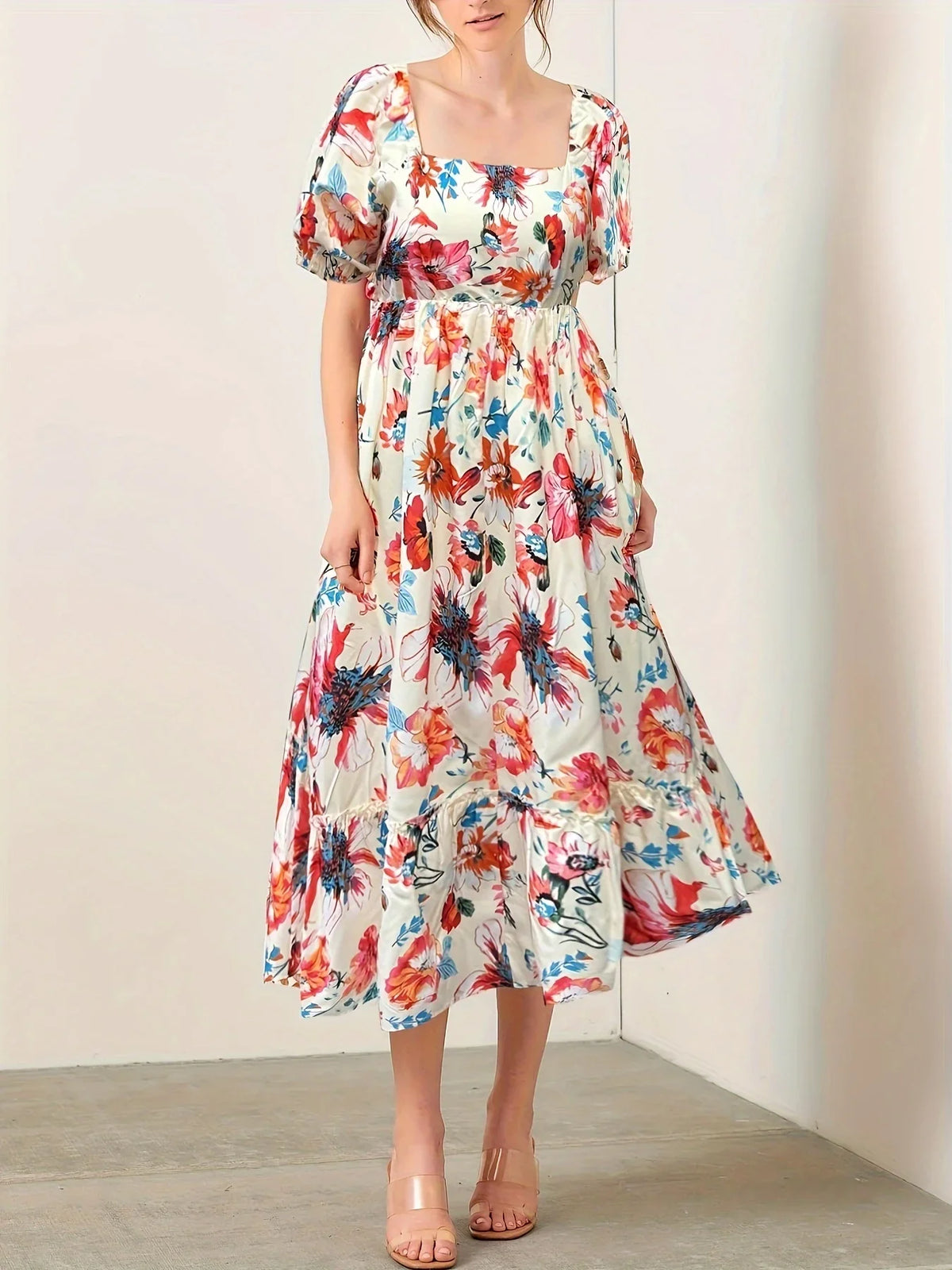Vestido Estampado com Gola Quadrada Noelle - Loja Luniva