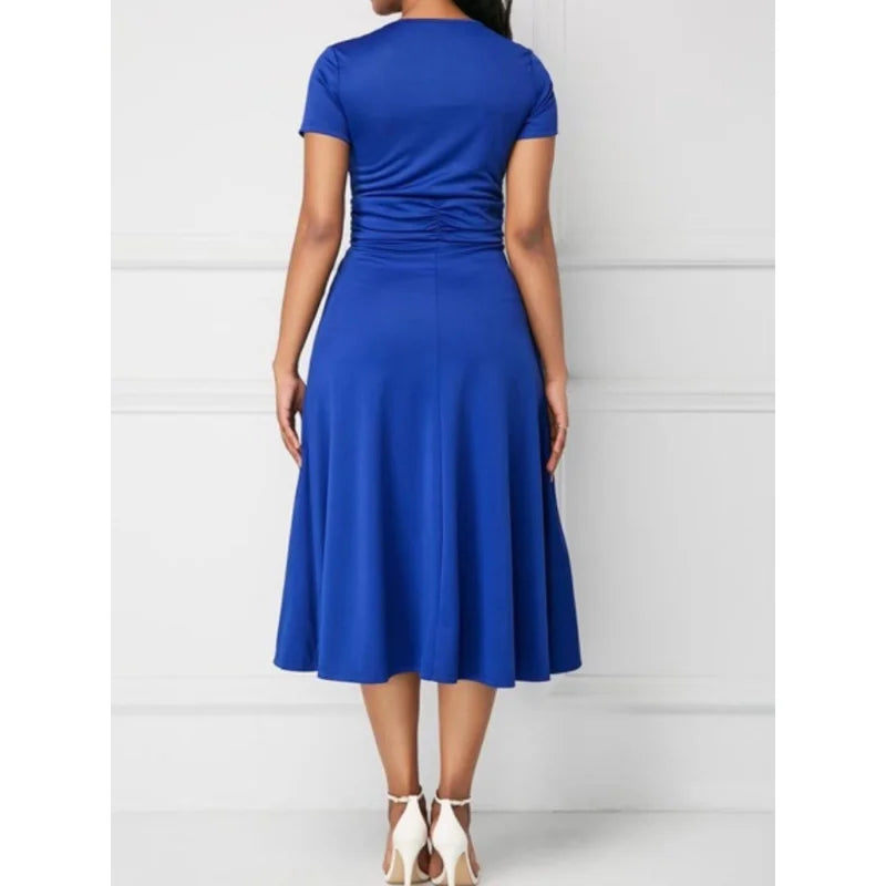Vestido com Gola V Fiorella - Loja Luniva