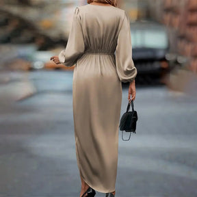 Vestido de Cetim com Gola Redonda - Loja Luniva
