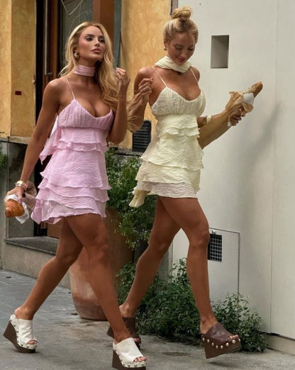 Vestido Curto de Babados Rebeca