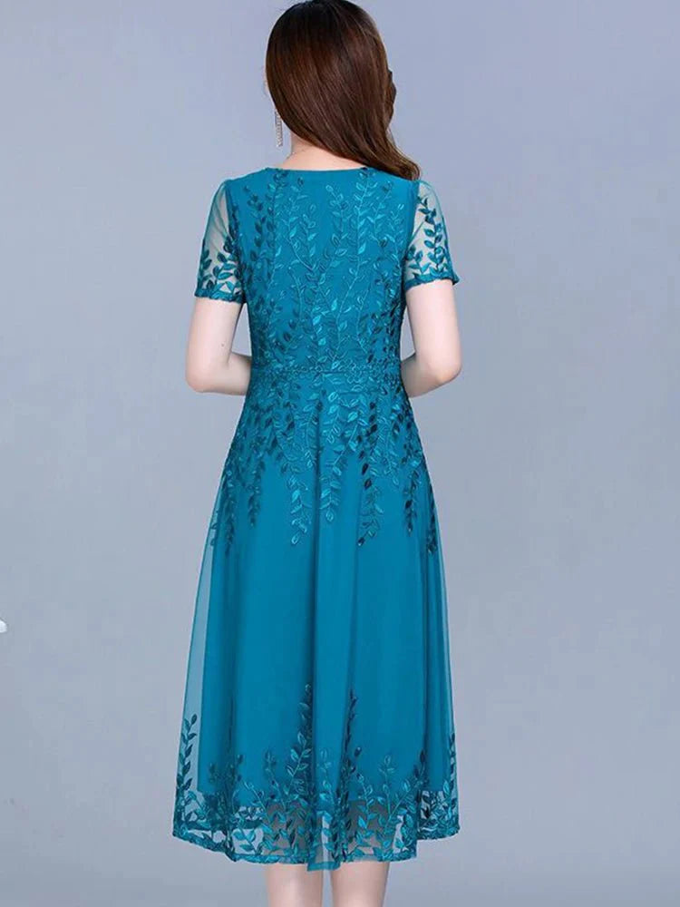 Vestido Feminino Floral em Chiffon - Loja Luniva