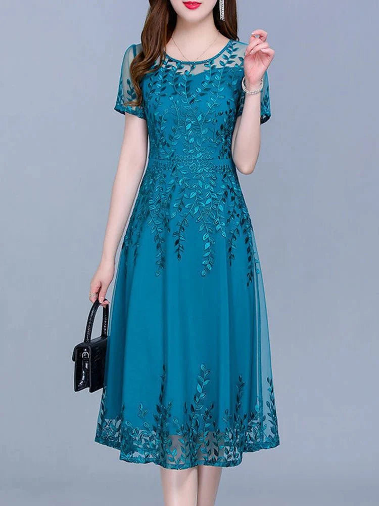 Vestido Feminino Floral em Chiffon - Loja Luniva